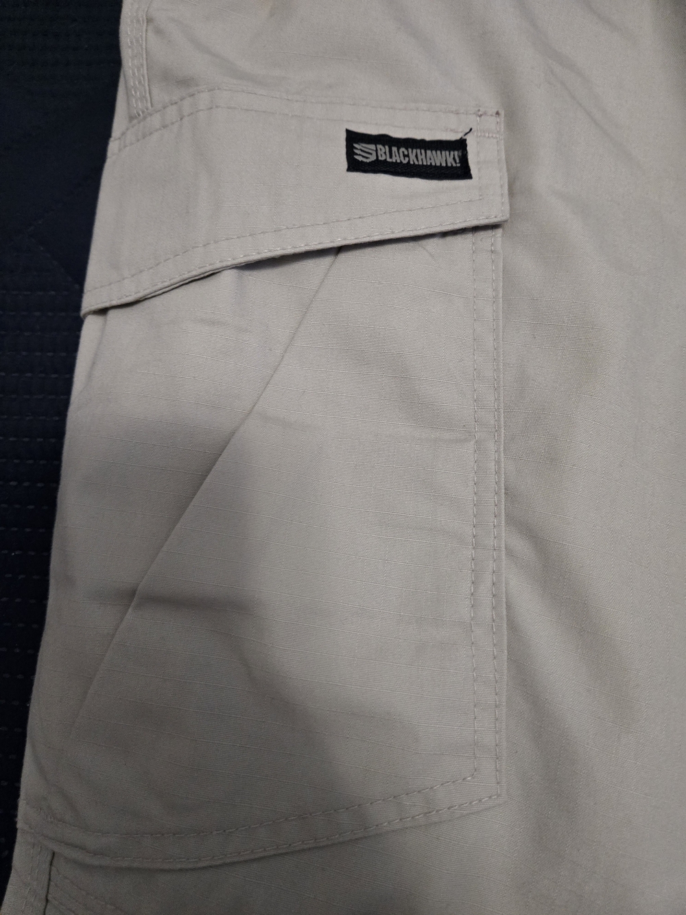Blackhawk Tatical Men's Sandstone Cargo Pants – Utility Pockets & Rugged Comfort - Picture 3 of 8